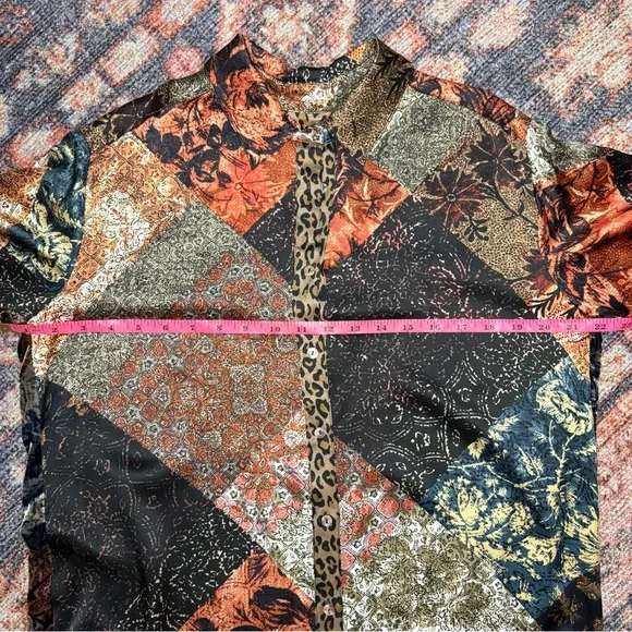 Johnny Was Cheetah Mabel Silk Printed Blouse with Velvet Back size small - Picture 10 of 14